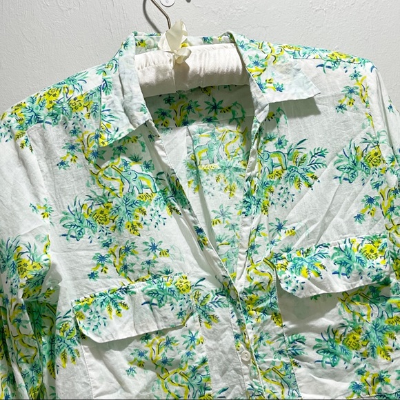 ROBERTA ROLLER RABBIT Women’s White Green Elephant Print Button Up Top - Picture 3 of 9